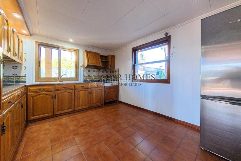 Foto e28feaec-4b2a-4722-ac4d-d17e07f84df8. Chalet con parcheggio piscina in Vilanova del Vallès