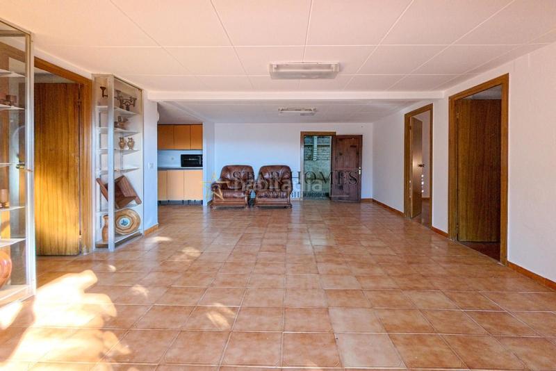 Foto e3e43c9b-9802-4af9-8982-9363f2d2d308. Chalet con parcheggio piscina in Vilanova del Vallès