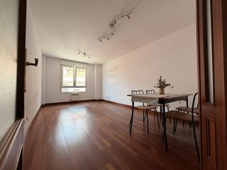 Etagenwohnung in Calle jesús cancio 5. Tu nuevo hogar con garaje y trastero en torrelavega