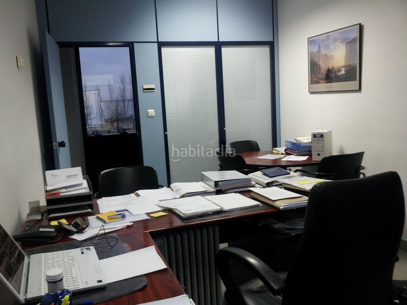 Foto 0cae86d6-907f-44f1-9d73-b5675c6095aa. Edificio en polígono industrial 113 venta edificio de oficinas en Venta de Baños