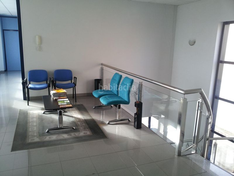 Foto 5beb0740-33c7-45ea-a72c-6d2c222e5b1b. Edificio en polígono industrial 113 venta edificio de oficinas en Venta de Baños