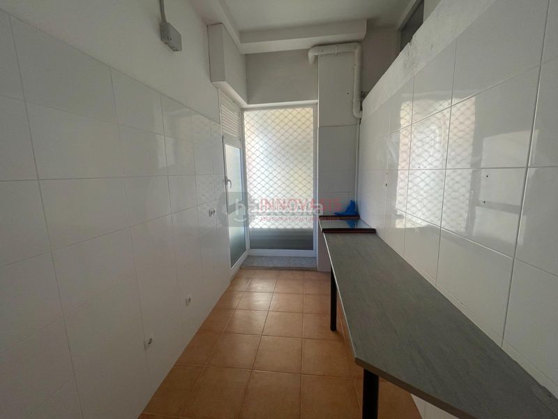 Foto a3aa6943-8aaa-4a45-b004-4e3e4e106ca6. Lloguer local comercial a Sant Martí Sarroca