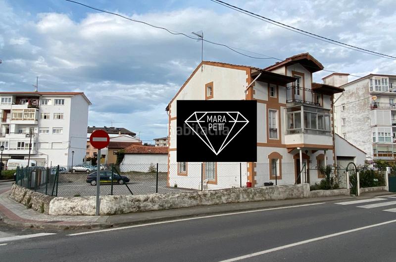 Foto 31fb1085-5f8c-42e0-a052-85954f7d6707. Casa con parcheggio in Colindres