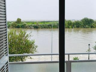 Pis a Coria del Río. Piso junto al paseo fluvial