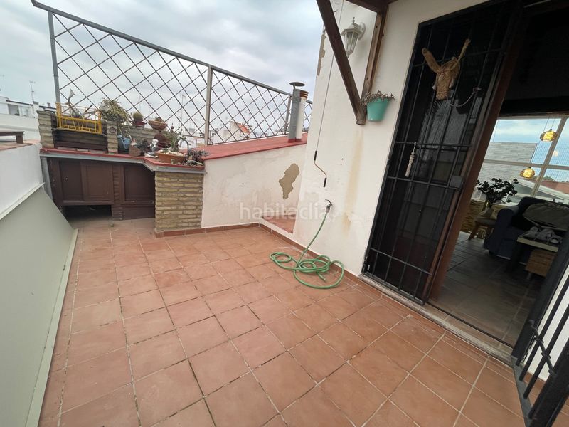 Foto a65a0bd3-4a9d-4a7f-a770-8d9023222f33. Casa adossada amb xemeneia calefacció aparcament piscina a Coria del Río