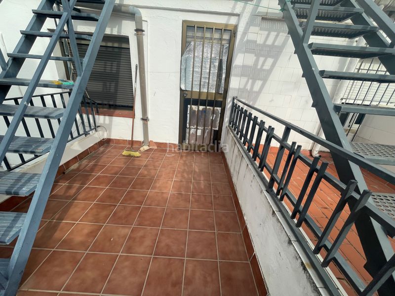 Foto f27c4c74-567b-4d00-b6a9-84a360bc9a5c. Casa adossada a Coria del Río