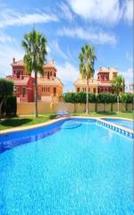 Casa adossada  Calle cdiz. Casa ideal para familia con hijos