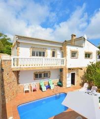 Xalet  Avinguda dels ocells. Chalet 4 vientos soleado en serra brava lloret de mar