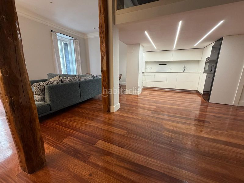 Foto bd5a980e-d88a-4e89-a9d2-f153f03bfcfc. Lloguer dúplex a calle de atocha 68 a Embajadores-Lavapiés Madrid