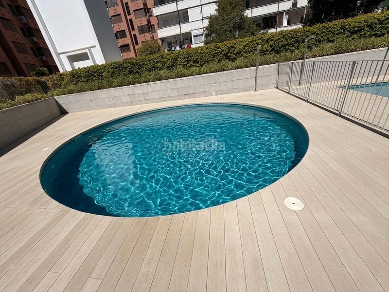 Foto ad5ebb2b-4fb2-428e-a9cd-d941a4807271. Àtic amb calefacció aparcament piscina a Acacias Madrid