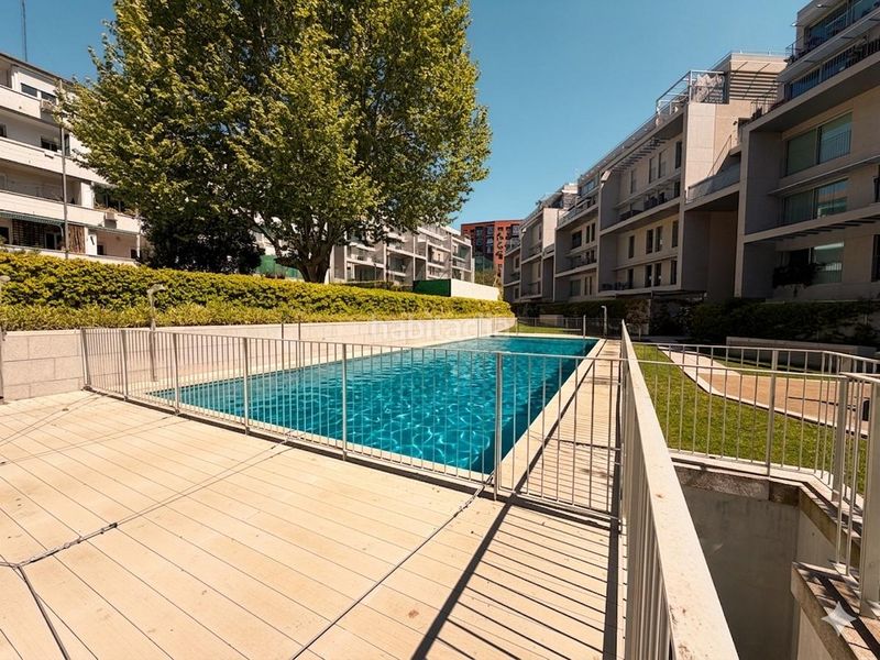 Foto da476ef2-d10c-43e0-9ac1-7dd77a173e29. Àtic amb calefacció aparcament piscina a Acacias Madrid