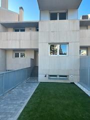 Miete Reihenhaus  Calle cabo de finisterre. En alquiler adosado listo para entrar!