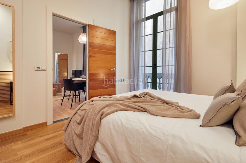 Foto 2717f0e3-320a-456b-9fe6-3348c0e15de0. Lloguer pis amb calefacció a Gòtic Barcelona