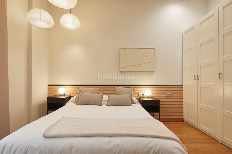 Foto adf342ba-285c-4e73-8d01-e54e82978aa8. Lloguer pis amb calefacció a Gòtic Barcelona