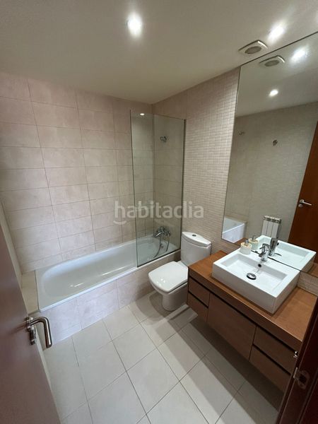 Foto b33319b9-66d1-4431-ba05-14eafffa86d5. Ático espectacular ático dúplex en el centro ! en Terrassa