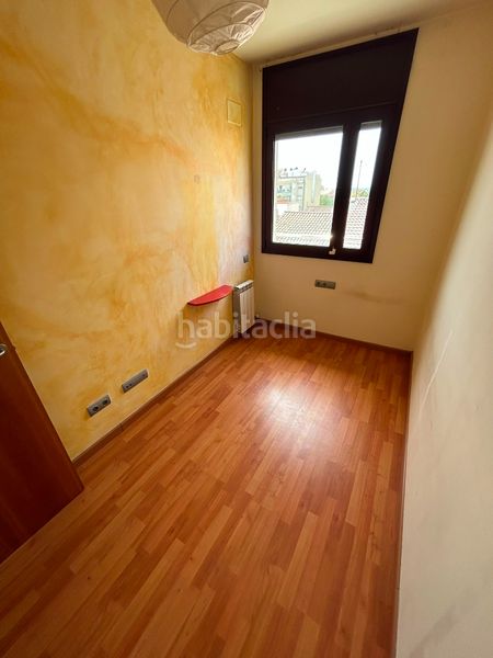 Foto 5a5802b4-bed3-4ab5-8139-f83663efdb64. Àtic amb calefacció aparcament a Plaça Catalunya - Escola Industrial Terrassa