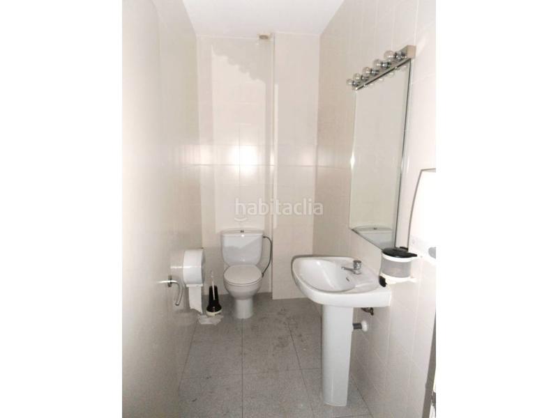 Foto b7b7a0eb-cf4d-49cb-88f2-3c65735e6503. Local commercial dans Can Gibert del Pla Girona