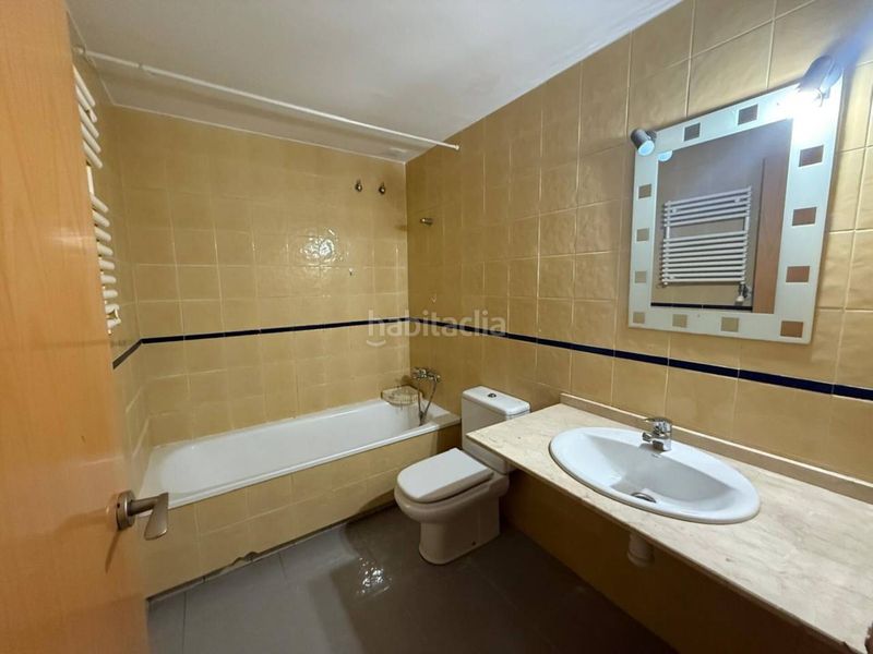 Foto b2dd0ae9-1775-4621-a0d5-212e57bf5c1e. Pis amb calefacció aparcament piscina a Can Gibert del Pla Girona