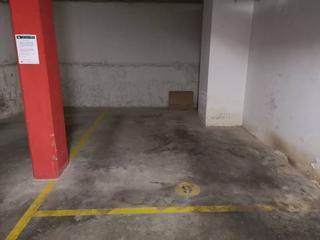 Aparcament cotxe  Ramon turro. Parking en venta zona devesa