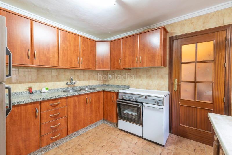 Foto 43494077-7bdf-4b5b-b254-020e2961df82. Casa adosada venta de casa , zona huerta milla en Guadix