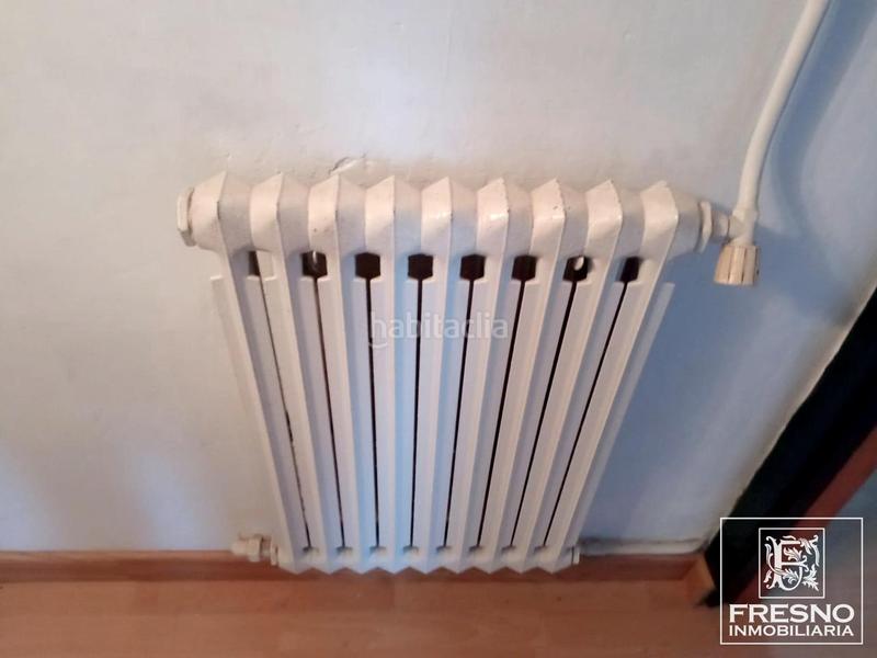 Foto 07567b8f-b5e1-41fb-80f0-f9889573b4d8. Casa adosada casa semi adosada en el centro en Reinosa