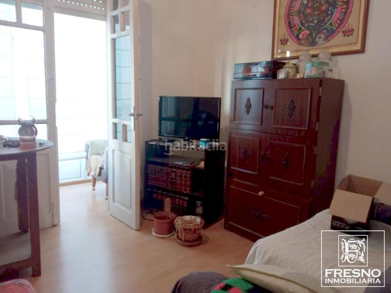 Foto 0f9e8c46-7caa-4cc8-b43b-d663744e6e31. Casa adosada casa semi adosada en el centro en Reinosa