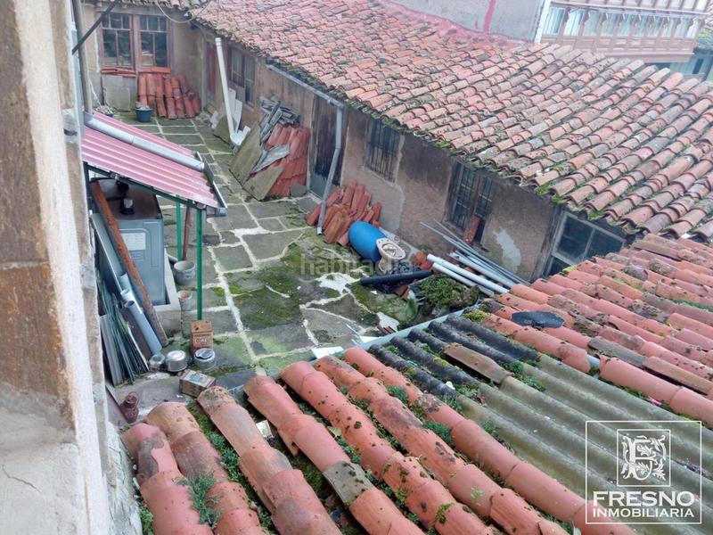 Foto 1332f077-edda-4414-b343-a459e6c82862. Casa adosada casa semi adosada en el centro en Reinosa