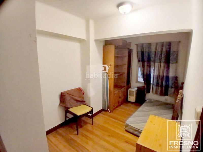 Foto be9f04a5-ceef-4223-bb6e-f73288e3c654. Piso  de 3 dormitorios en camilo alonso venga en Santander