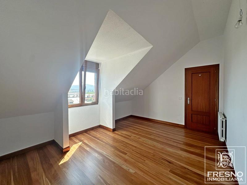 Foto 1152aa0a-95ad-4acd-b715-83d10eb02755. Casa adosada fabuloso chalet pareado en Muriedas Camargo
