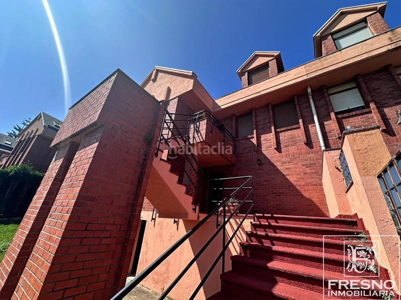 Foto 3dfb8603-f40c-46dd-9b3a-dbd4417ac0ba. Casa adosada fabuloso chalet pareado en Muriedas Camargo