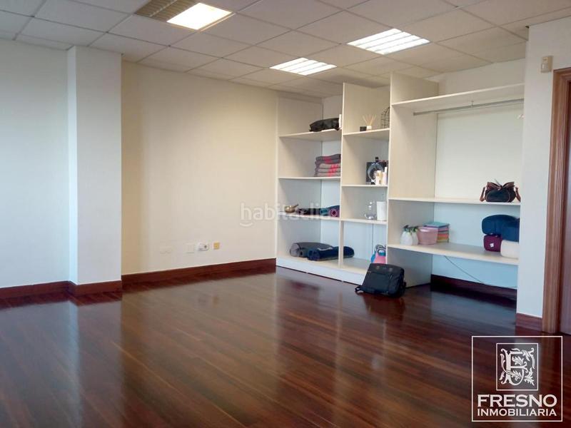 Foto 2ebea786-0def-40e4-b9f4-f8f1bb6b00a1. Oficina a Alisal - San Román Santander