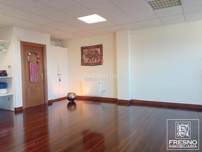 Foto 6a5899a5-b462-470f-a6b4-bff3b007345a. Oficina a Alisal - San Román Santander