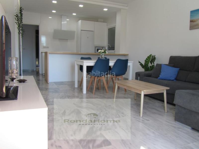 Foto ce13a054-bf34-4330-8ad0-3f834d599c10. Miete etagenwohnung mit parking in Riviera del Sol Mijas