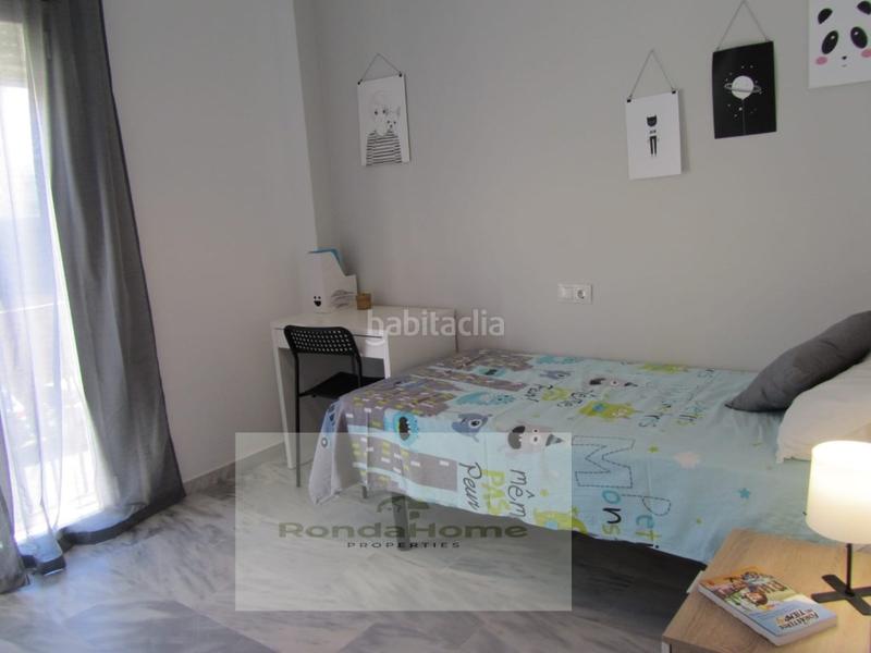 Foto da93cdb6-f4d7-459d-af04-7d8192aa53bc. Miete etagenwohnung mit parking in Riviera del Sol Mijas