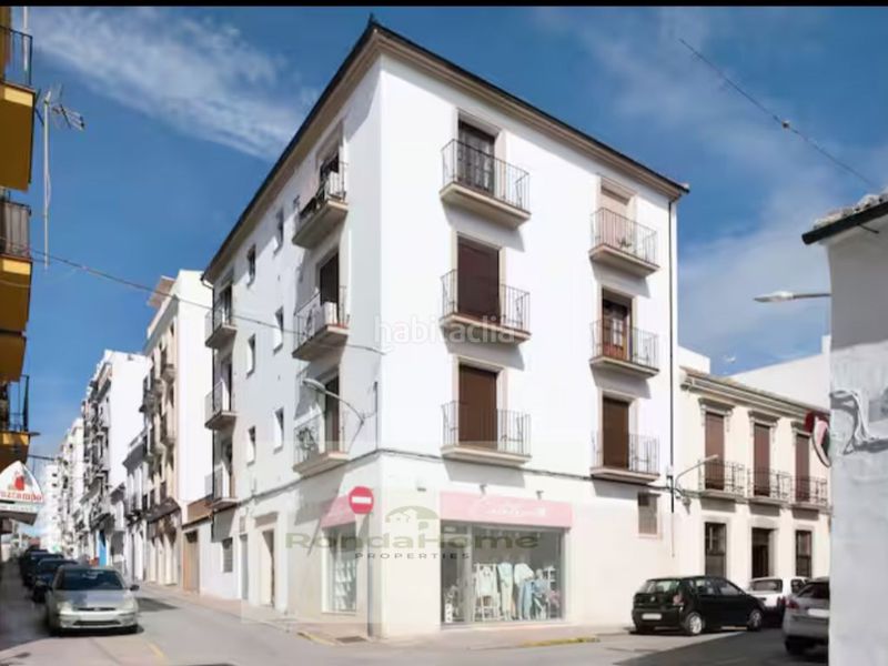 Foto 784f9cf0-787a-486b-8477-f15a646cb158. Lloguer pis a Centro Ronda