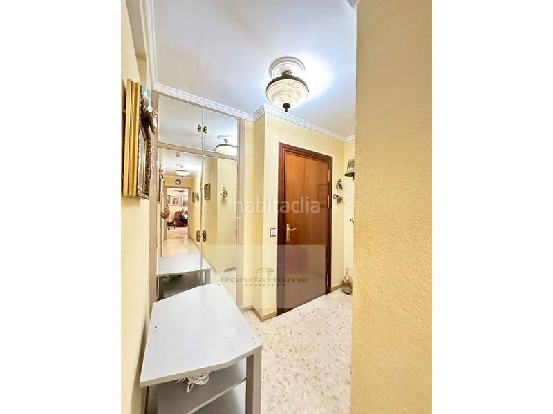 Foto 27a63884-4ad7-45fd-9308-af49e729089e. Pis a La Carihuela - Los Nidos Torremolinos