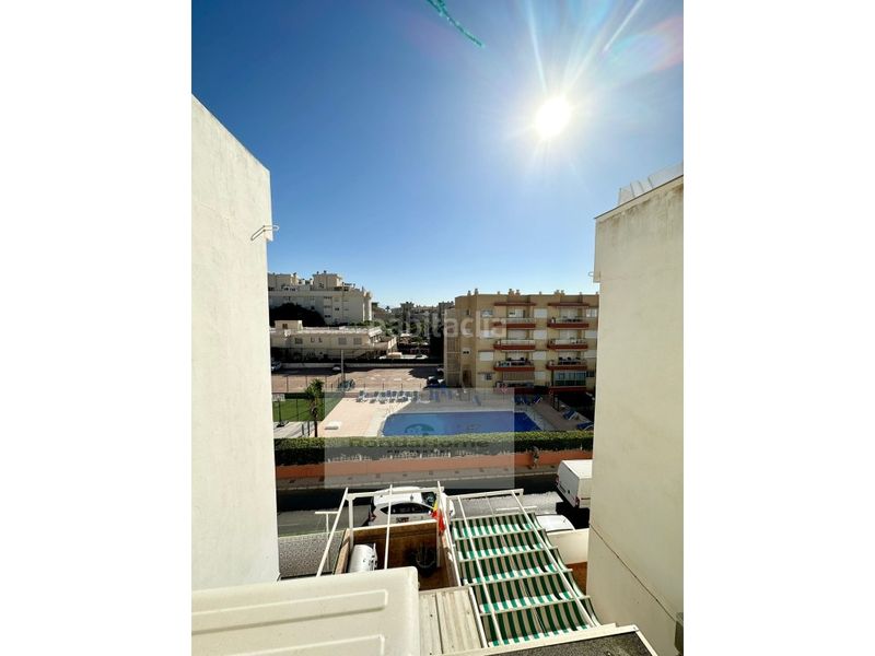 Foto 581d8091-e748-4493-87b0-4381edca54f3. Pis a La Carihuela - Los Nidos Torremolinos