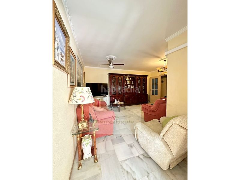 Foto ab32401f-12ef-4cae-a97b-236ca5646089. Pis a La Carihuela - Los Nidos Torremolinos