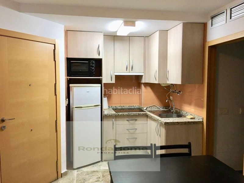 Foto b9843d7a-7163-47c2-a44a-8a80ec1a1ea9. Flat in Centro Benalmádena