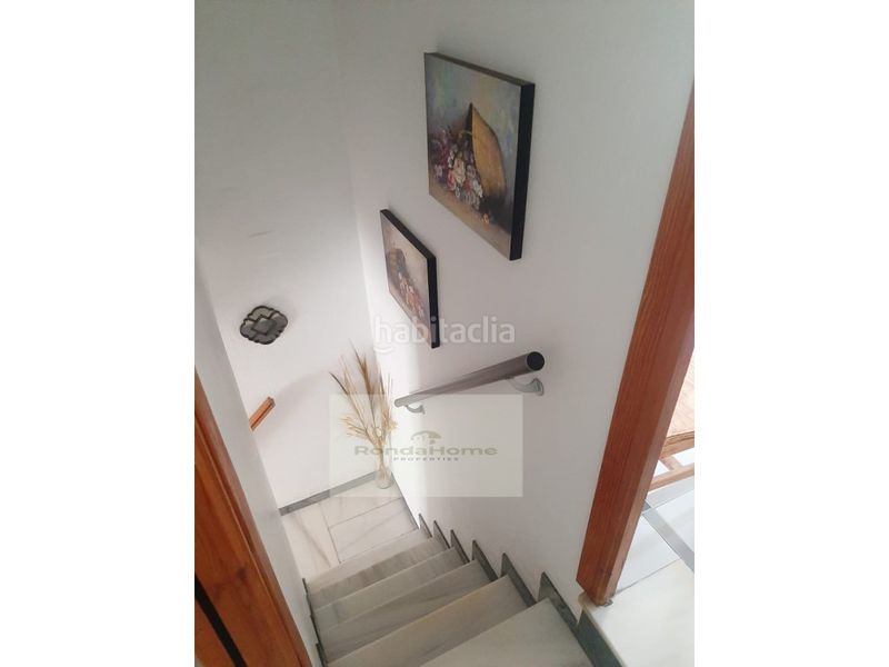 Foto 3b7d2e8a-3628-4908-bb55-3f4bbf59be7f. Casa amb aparcament a Yunquera