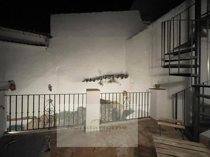 Foto 7bef9015-2da9-466c-b76d-0a7195ee9252. Xalet amb piscina a Montejaque