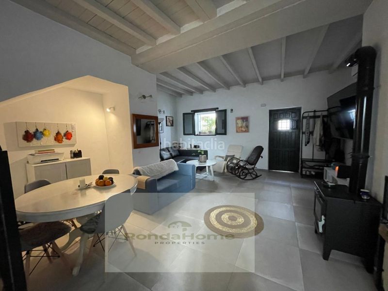 Foto bdcd89f6-7043-41d5-b1ab-acb615563f1f. Xalet amb piscina a Montejaque