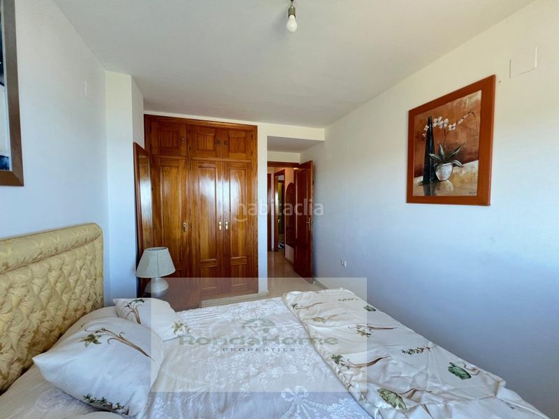 Foto b1cb0d13-35a9-4495-80c7-07a3d59d7607. Rent flat with parking pool in Benajarafe