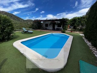 Mas  Partida sijuela. Finca rústica con piscina, olivar y total privacidad a solo 7 mi