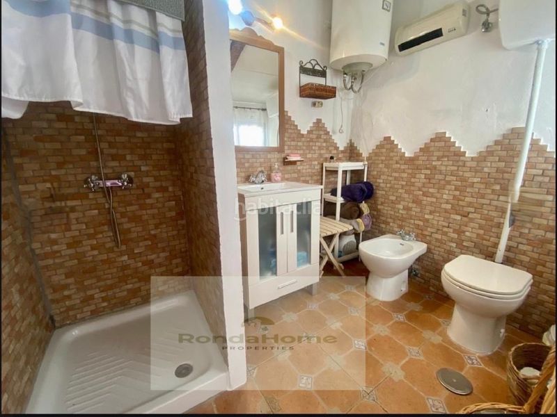 Foto f6c62bed-3019-4b61-814e-52e3b3437577. Masia a Gastor (El)