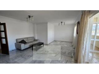 Miete Etagenwohnung  Calle jabega. Amplio piso en alquiler de larga temporada en fuengirola  zona s