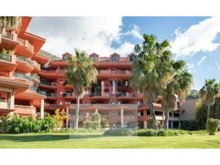 Lloguer Pis  Arrabal sup l1-campanales. Apartamento en alquiler de larga temporada en higuerón  benalmád
