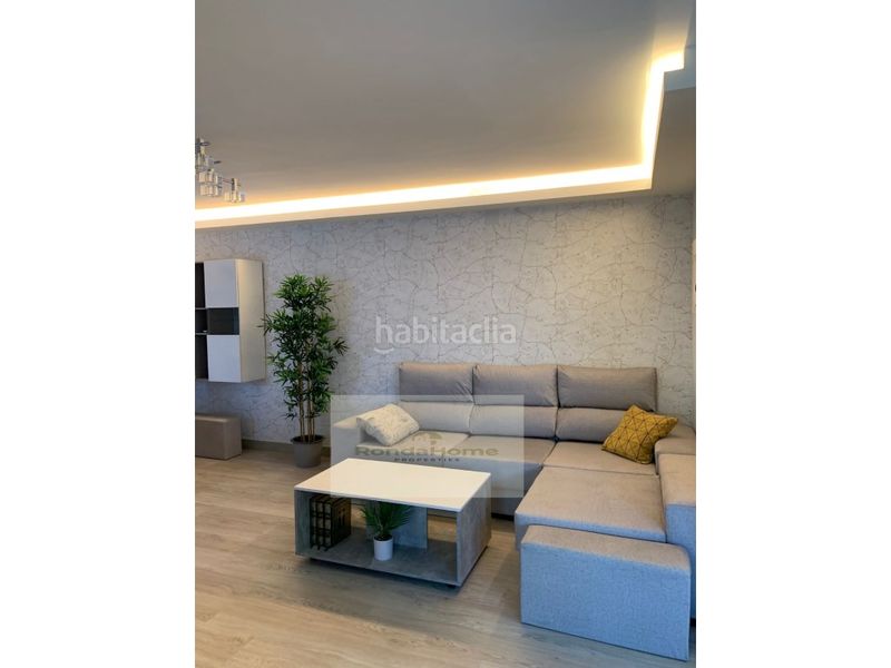 Foto b9d6f7b5-167e-43b1-b394-7efdc7148287. Affitto chalet con parcheggio in Puerto Marina Benalmádena