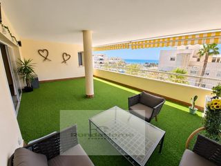 Miete Etagenwohnung  Paseo brisas de las. Exclusivo piso de 3 dormitorios con vistas al mar, gran terraza,