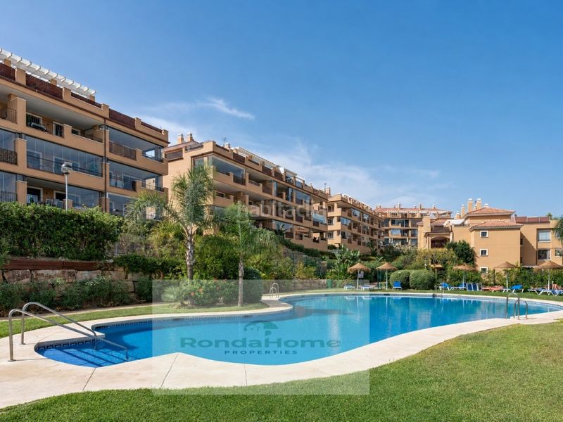 Foto a2d5c1d2-ae7d-4930-b030-76c7e53a192d. Pis amb aparcament a Riviera del Sol Mijas